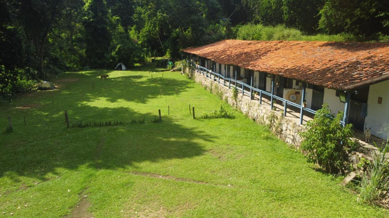 Hotel Camping Flamboyant Ilhabela Exterior foto